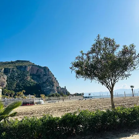 Levante Sea House * Terracina